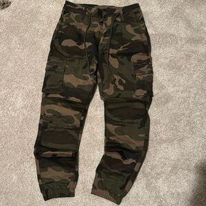 Camp cargo pants